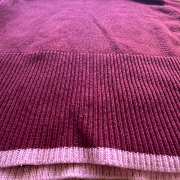 Tuckernuck Maroon Larsen Sweater Maroon Pink Medium Burgundy Bell Flowy - Picture 5 of 10